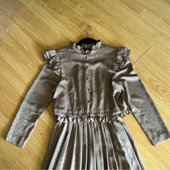 Vintage Viti Levu Pour Les Femmes Taupe Ruffle Long Dress XS/SM - Picture 5 of 11